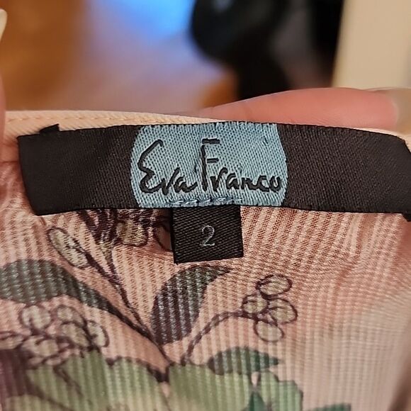 Eva franco top sz 2 - Picture 3 of 3
